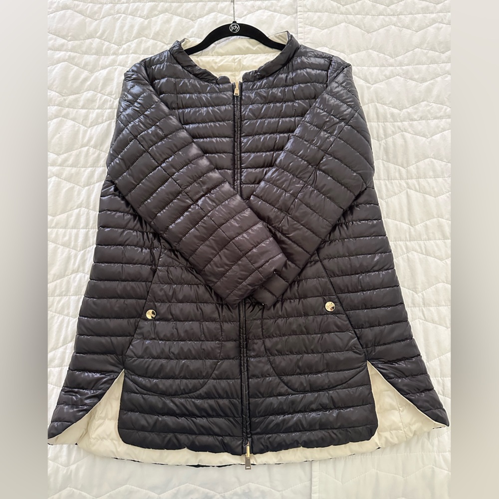 Herno Women's Black/Cream Reversible Quilted Puffer Jacket